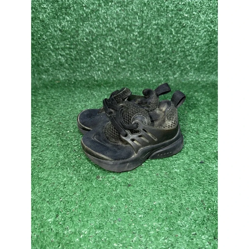 Nike Little Presto Toddler Kids Size 5C Triple Black Walking Shoes Sneakers‎